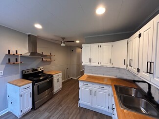 1 Ware, Ware, MA 01082