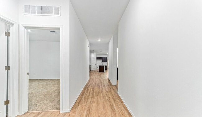 8650 W Soaptree Yucca Place, Marana, AZ 85653 - photo 4