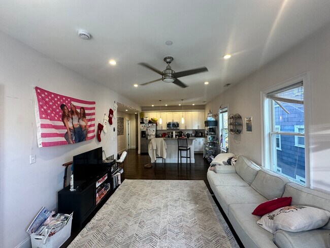 9 Oswald St unit 2, Roxbury Crossing, MA 02120 - photo 4