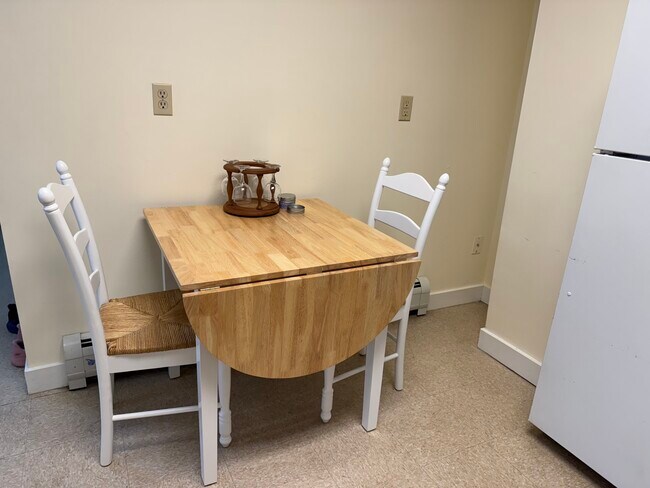 Kitchen eat-in