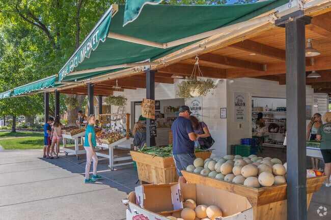 Frei's Fruit Market is popular and offers fresh produce to Santa Clara Heights residents.
