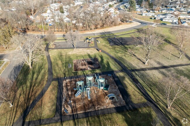 With its scenic walking trails and picnic areas, Elderberry Park provides a peaceful retreat for individuals and families looking to unwind and connect with the outdoors.