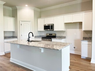 233 White Castle N, Iowa, LA 70647