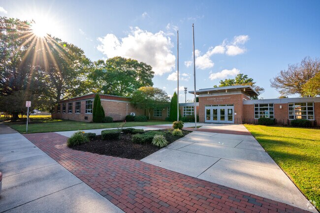 Students in Old North Hampton can start their day at Barron Elementary.