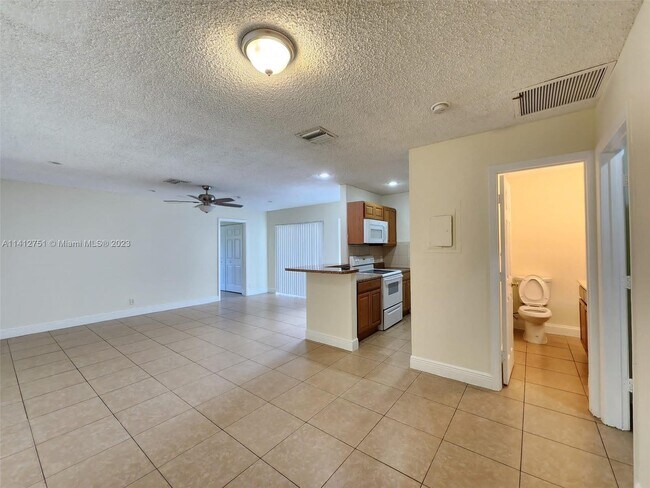 6 Crossings Cir unit H, Boynton Beach, FL 33435 - photo 7