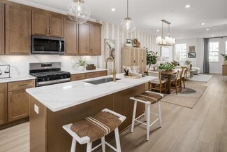 14377 Glen Manor Dr, Chantilly, VA 20151