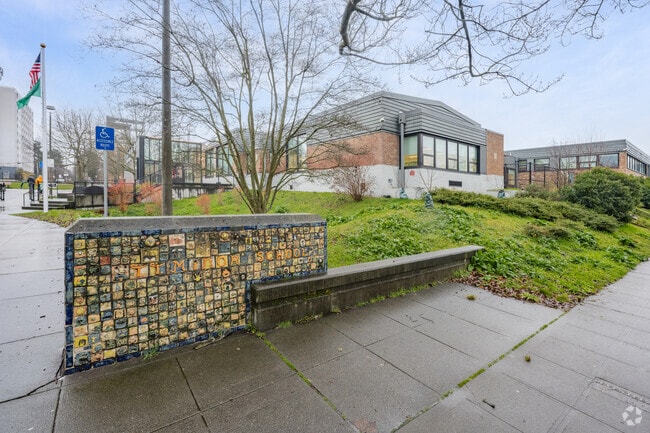 Seattle World School