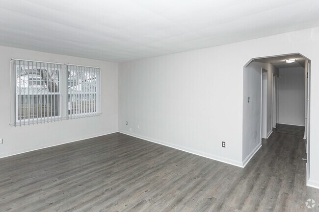 RCI Shelbourne, Detroit, MI 48203 - photo 7