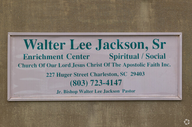 Visit the enrollment center at Harvest Time International Academy in Charleston.