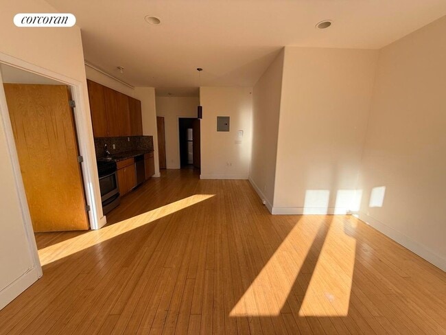 467-469 Vanderbilt Ave, Brooklyn, NY 11238 - photo 2