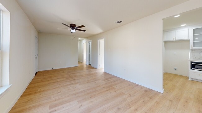 3414 Vilbig Rd, Dallas, TX 75212 - photo 2