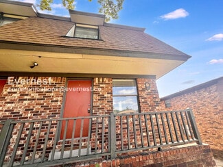 9 Meredith Ct Unit 1, Little Rock, AR 72227
