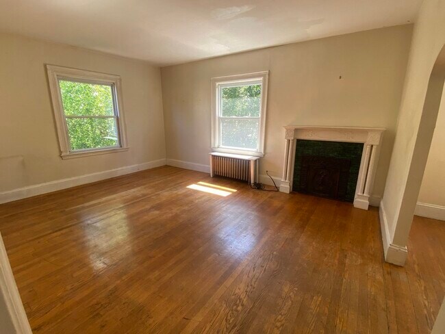 61 Montebello Rd unit 1, Jamaica Plain, MA 02130 - photo 4