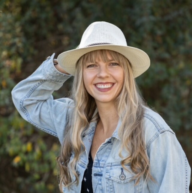 Alana Hollister-Bates