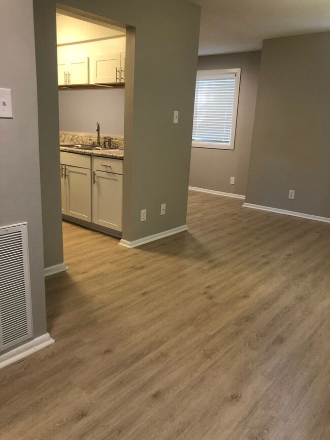 Rivergate, Columbus, MS 39705 - photo 4