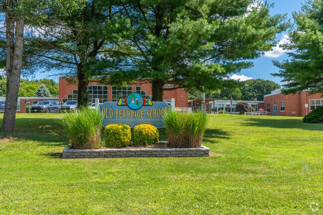 At Old Bethpage School 82% of students are at least proficient in math.