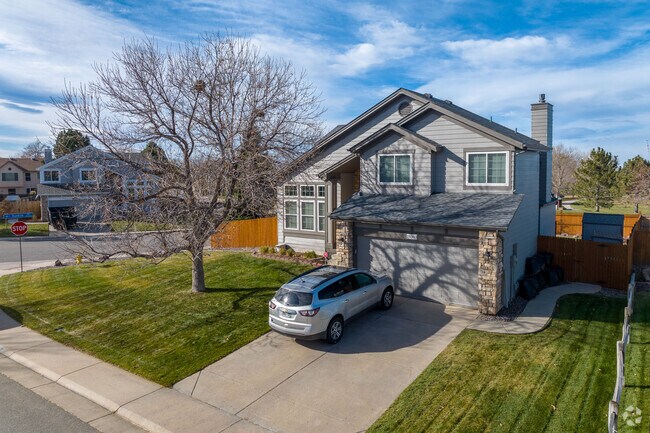 The traditional homes of Smoky Ridge sometimes have craftsman detailing.