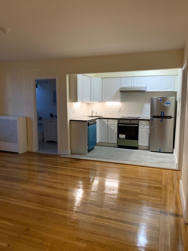 1607 Commonwealth Ave unit 9, Brighton, MA 02135 - photo 5