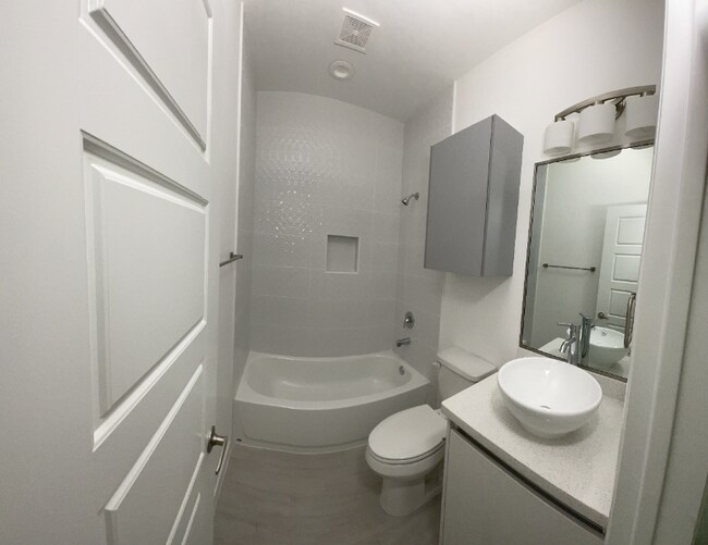 1623 W Smt Dr unit 3, Pharr, TX 78577 - photo 6