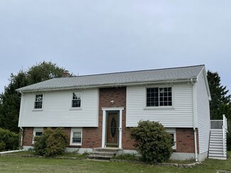 44 N Woody Hill Rd Unit North Woody Hill, Bradford, RI 02808