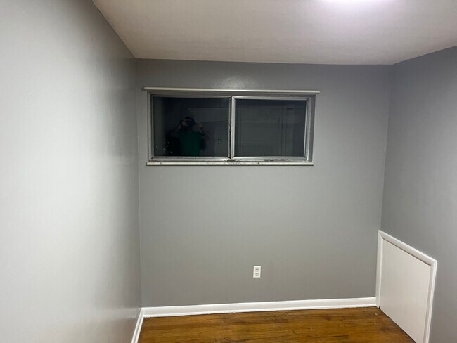 507 Pennsylvania Ave unit Upper, Irwin, PA 15642 - photo 5