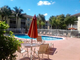 430 S Park Rd Unit 3-204, Hollywood, FL 33021