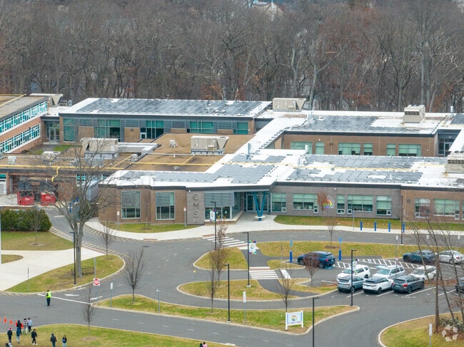 Concord Magnet School is a public school.