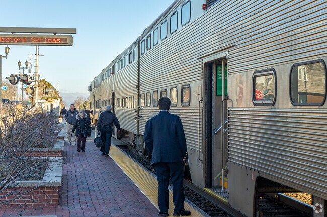 Commuters of Springdale can hop on the Western Springs Metra to Chicago.