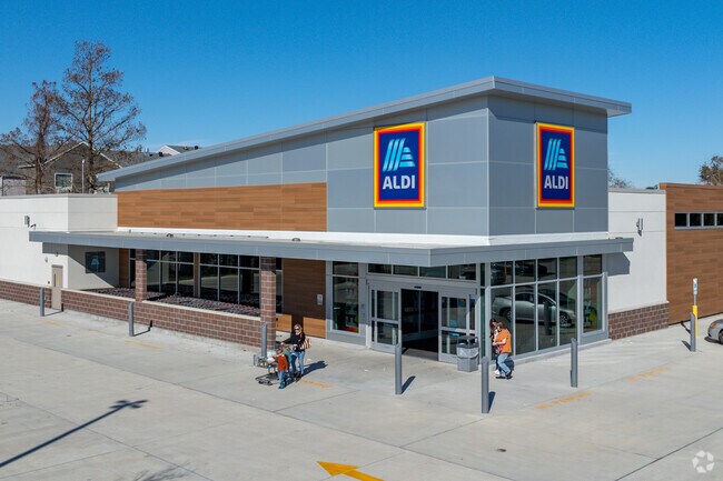 Crescent residents can get their grocery shopping done quickly at Aldi.