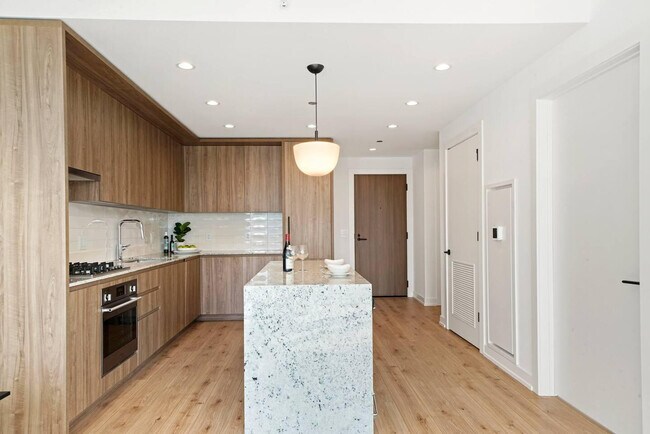 The Sexton unit ID407362P, Chicago, IL 60654 - photo 3