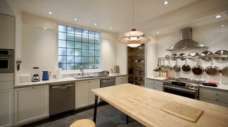 2727 Dwight Way, Berkeley, CA 94704