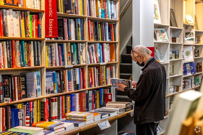 Prairie Lights Bookstore is a world-famous bookstore where many famous authors have visited.