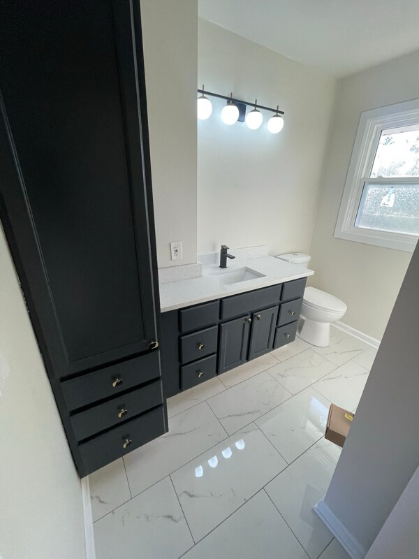 5963 Teakwood Dr, Greendale, WI 53129