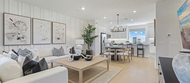 1630 E Park St unit 36037473, Anaheim, CA 92805 - photo 4