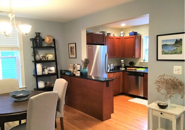 60 Magnolia Ave unit 2, Cambridge, MA 02138 - photo 4