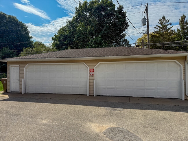 426 Rushmore Ln unit 2, Madison, WI 53711 - photo 5