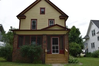 1016 S University Ave, Mount Pleasant, MI 48858