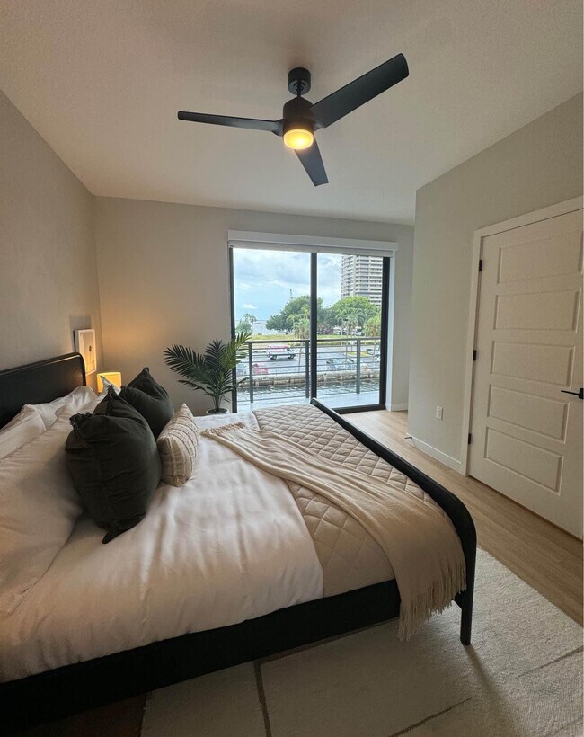 11275 Biscayne Blvd unit 711, Miami, FL 33181 - photo 5