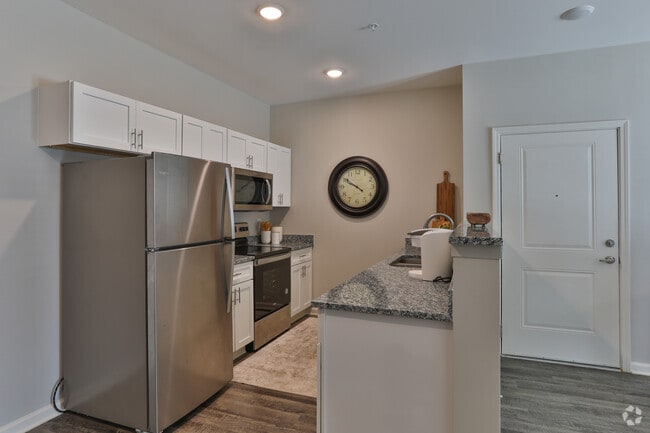 Peachtree Village, Boiling Springs, SC 29316 - photo 3