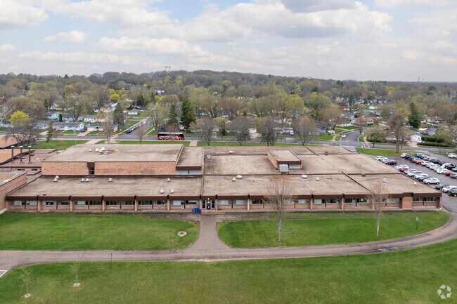 Black Hawk Middle School in Madison received a C+ grade from Niche.com.