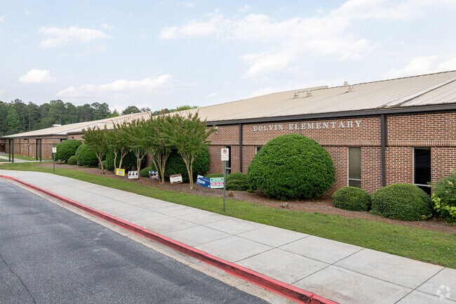 Dolvin Elementary School teaches students from Newtown.