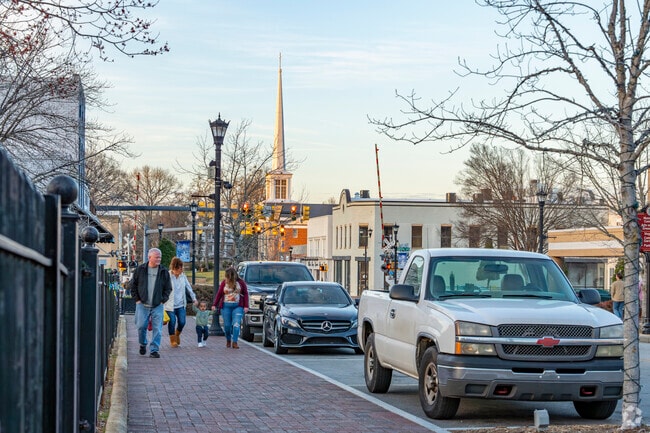 Mount Holly is a family friendly small city where locals enjoy the safe and welcoming historic downtown area.