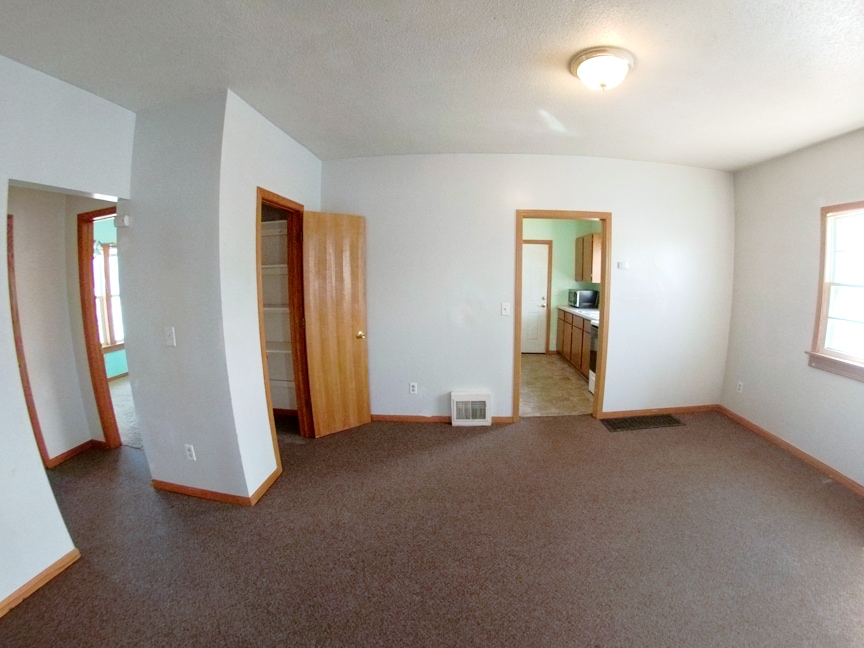 1218 3rd Ave SE unit 1, Rochester, MN 55904 - photo 1