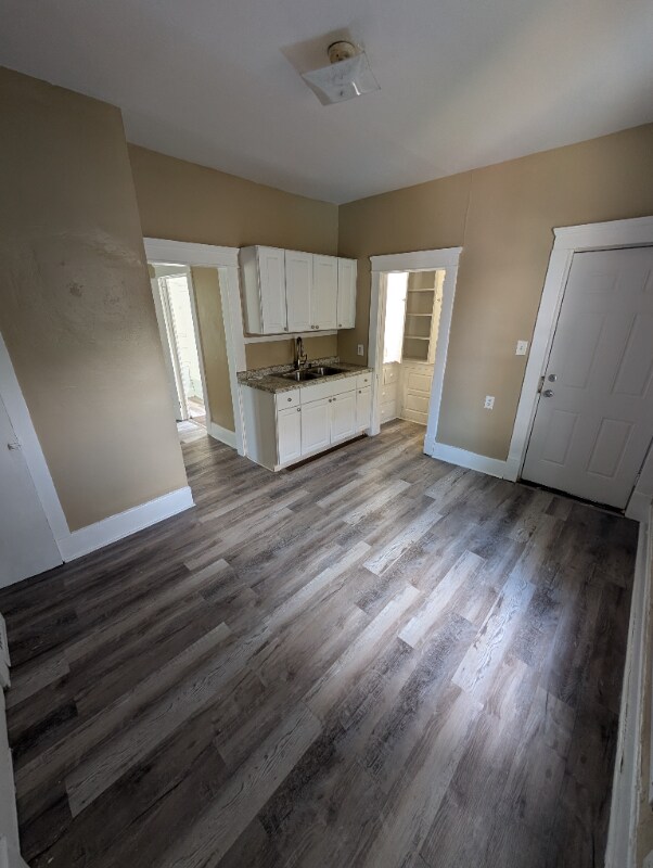 1019 W 10th St unit Down, Lorain, OH 44052 - photo 5