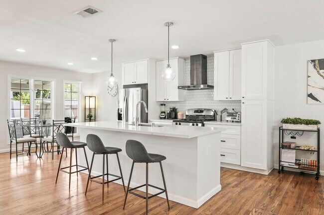 4625 Glacier Ave, San Diego, CA 92120 - photo 6