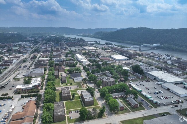 On the east side of the Allegheny River, New Kensington has an industrial history from 19th-c.