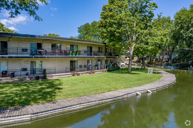Pirate Island Apartments, Monona, WI 53716 - photo 3
