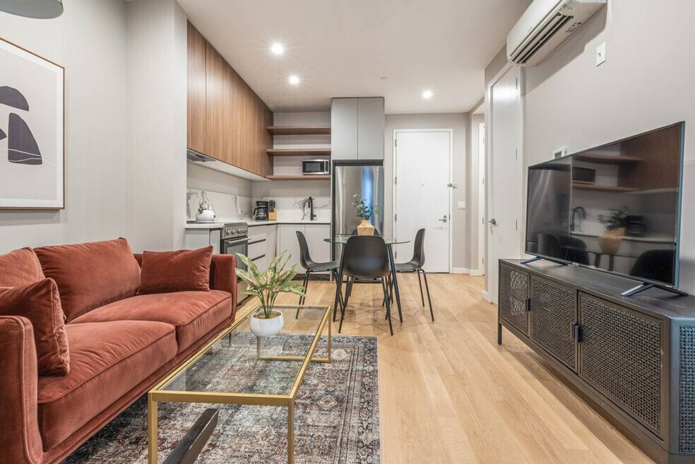 583 Lorimer St unit ID1013673P, Brooklyn, NY 11211 - photo 1