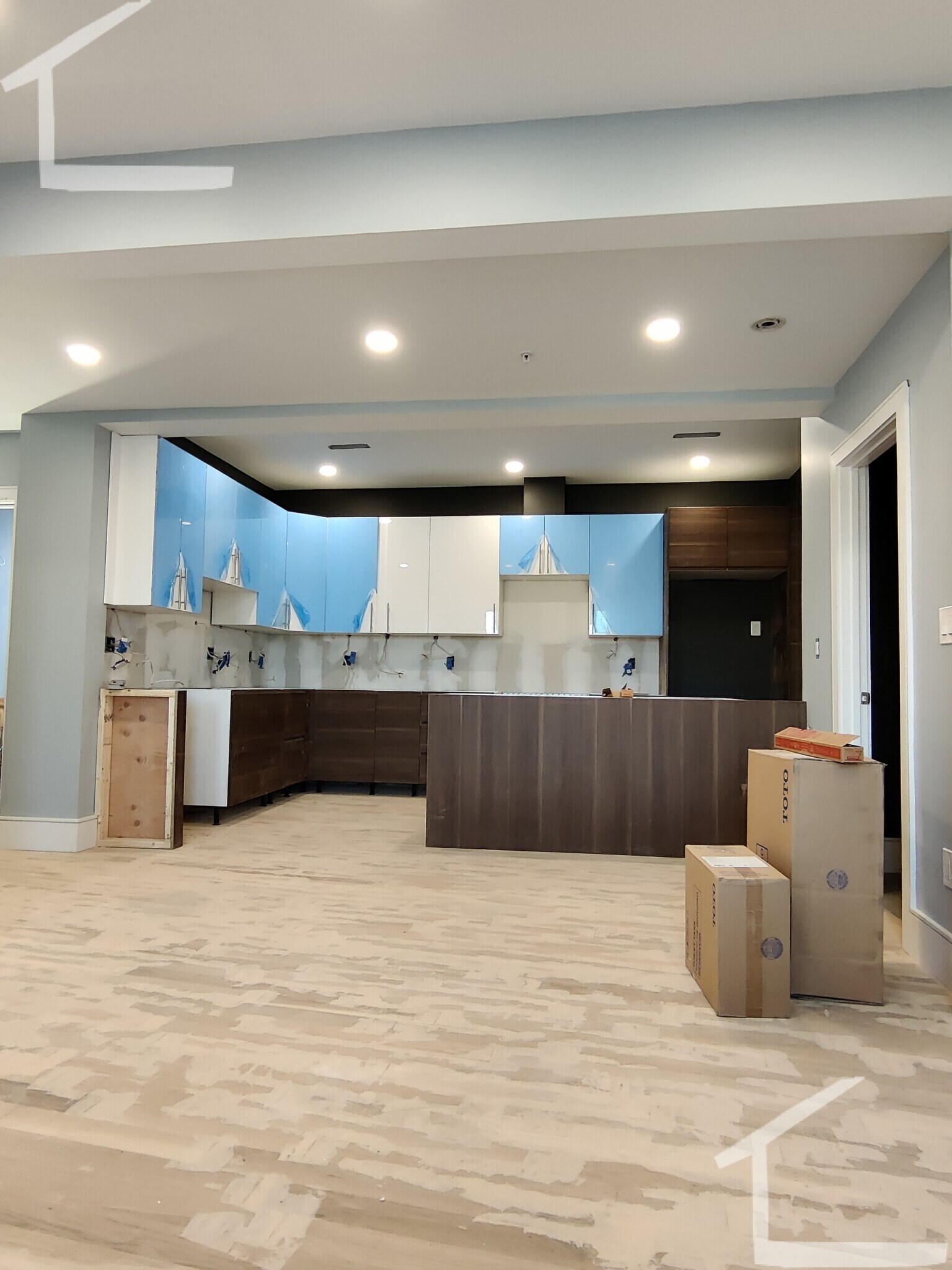 9 University Rd unit 3, Brookline, MA 02445 - photo 1