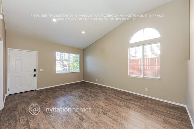 3347 N Carnation Dr, Rialto, CA 92377 - photo 4